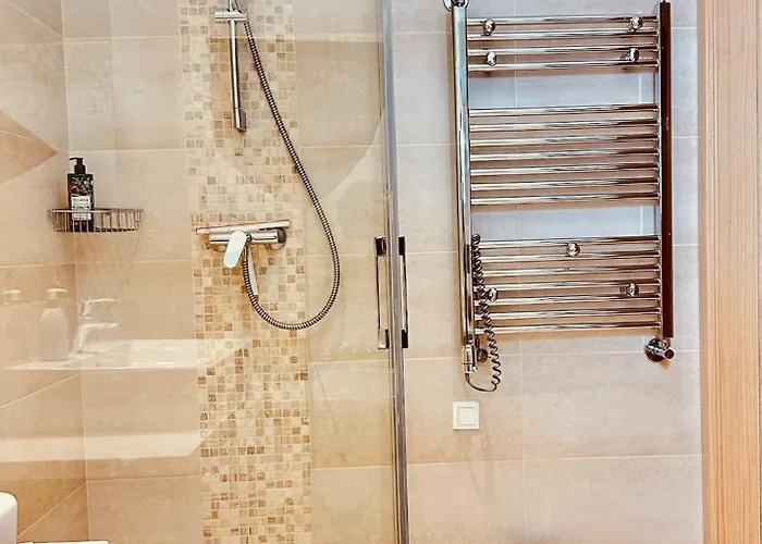 Four Daszynskiego דירה