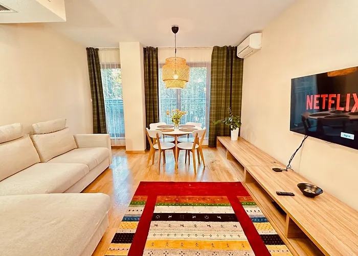 Four Daszynskiego דירה